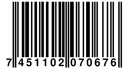 7 451102 070676